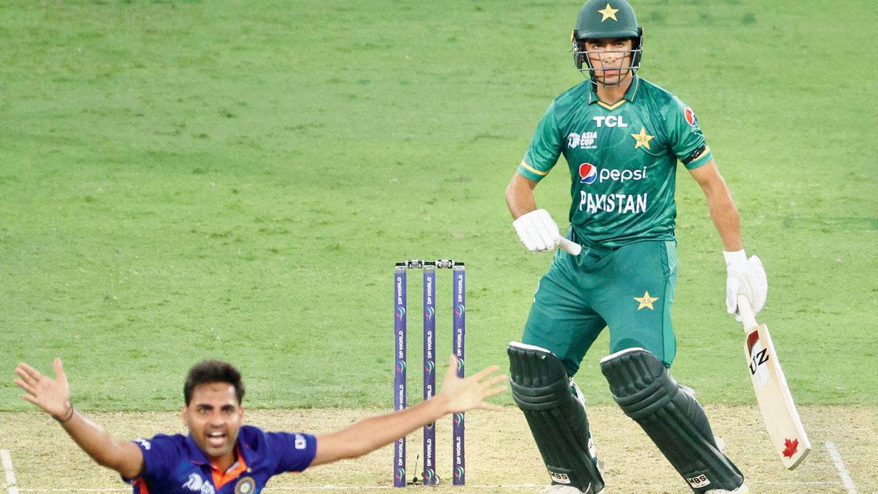 Bhuvneshwar Kumar appeals against Pakistan’s Naseem Shah