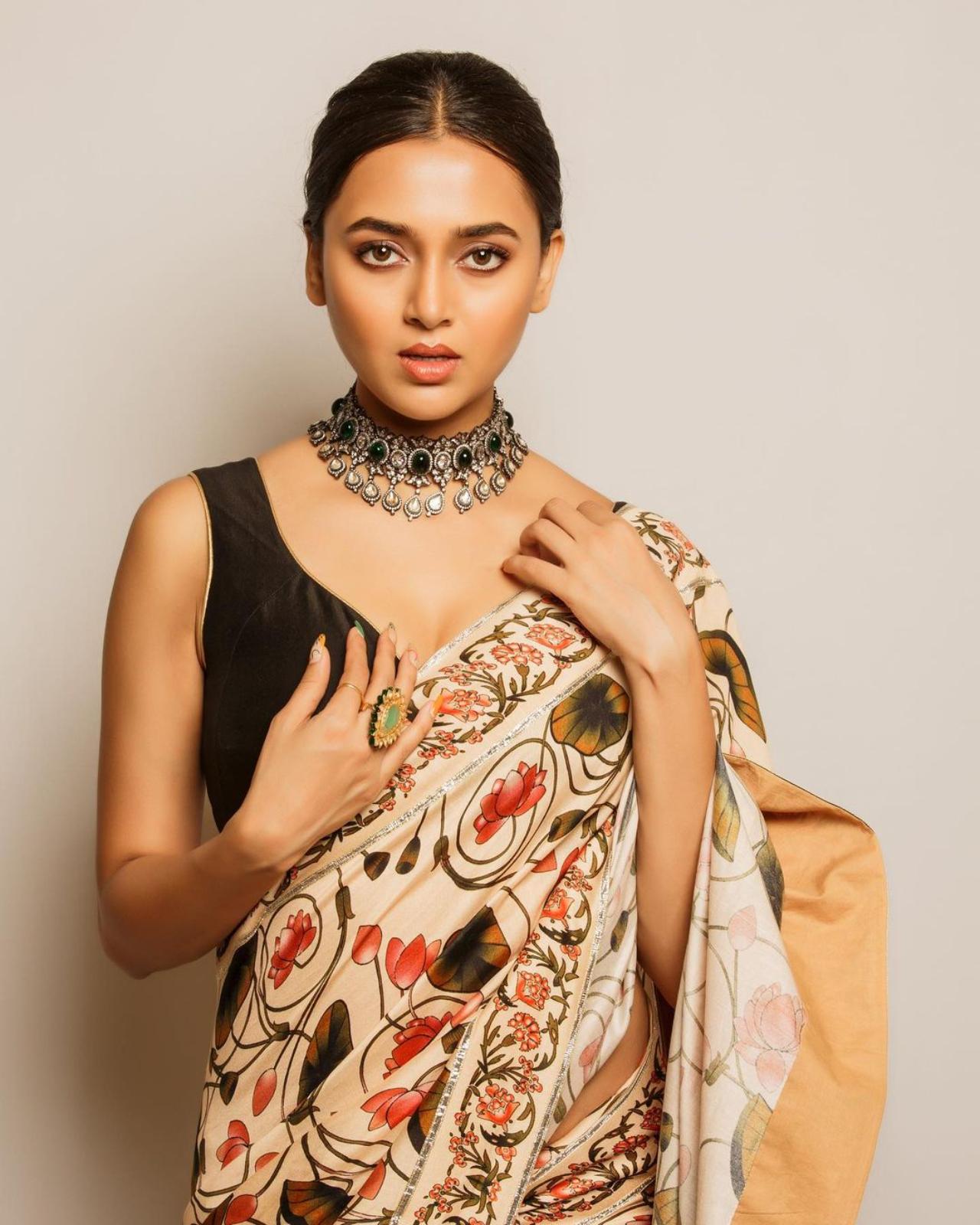 Tejasswi took to her Instagram handle and dropped several pictures where she left her fans amazed with her jaw-dropping look