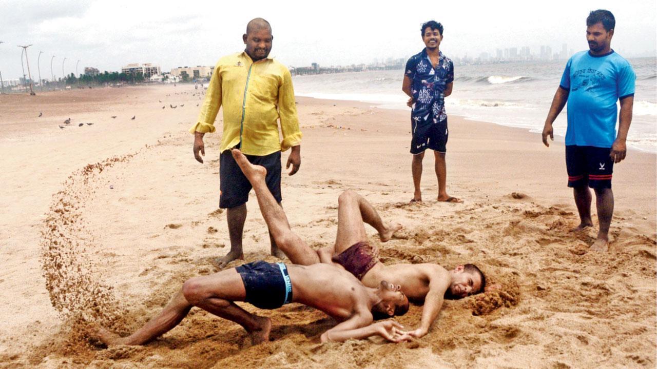 Mumbai Diary: Thursday Dossier