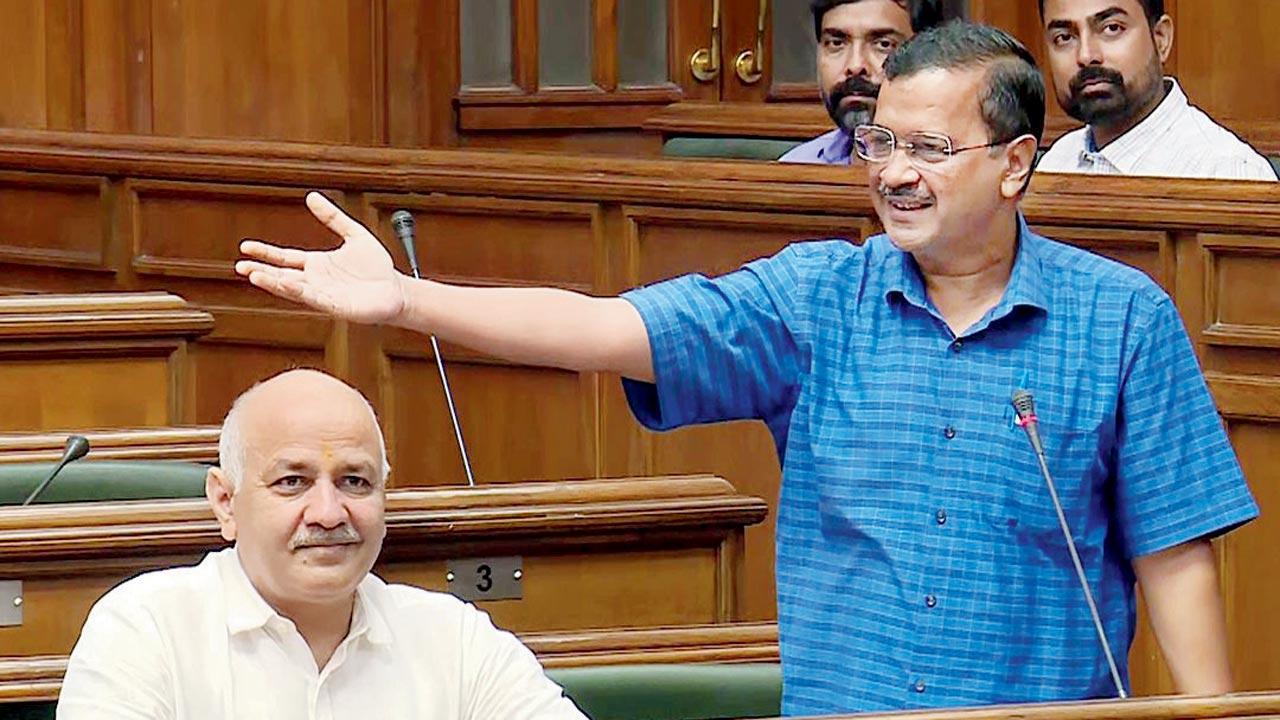AAP: LG exchanged demonetised notes worth R1,400 crore