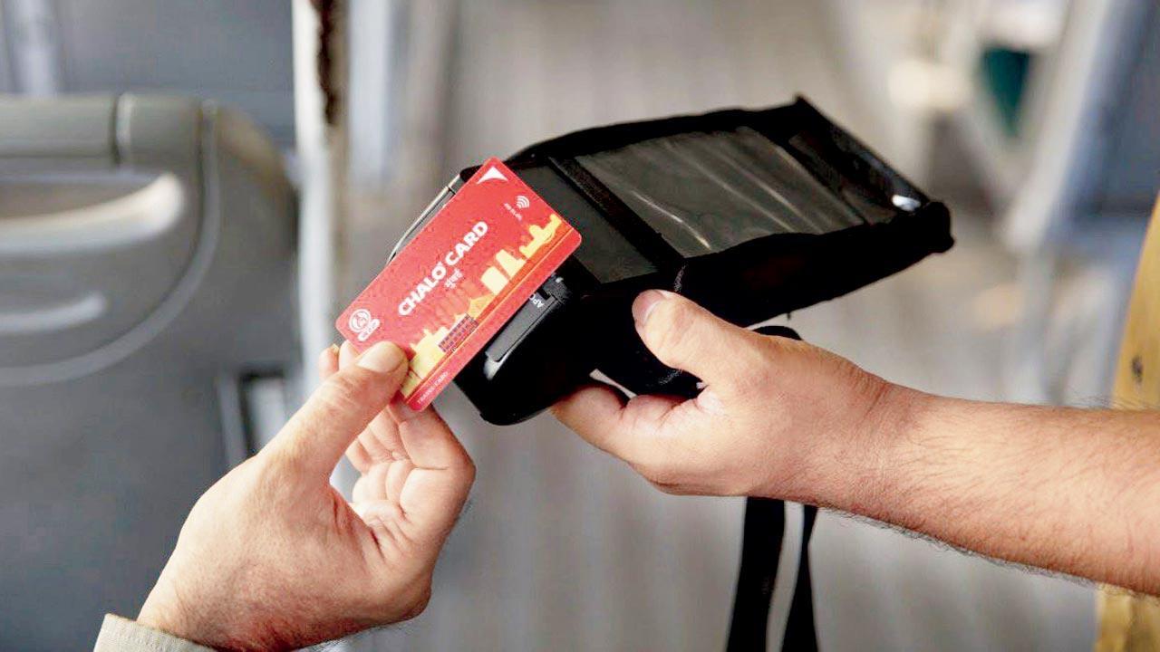 Mumbai: BEST launches digital wallet payment system 'Chalo Pay' for commuters
