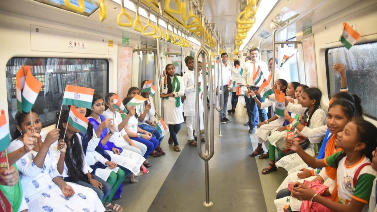 Eknath Shinde flags off special metro train showcasing freedom struggle