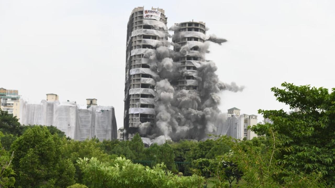 Demolition of twin towers also demolishes ego of builders, authorities: Homebuyers' body FPCE