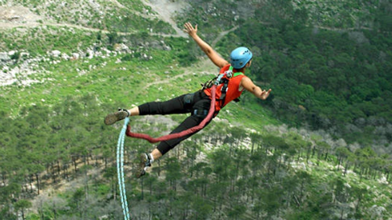 Before you go bungee jumping, keep a check on these five points