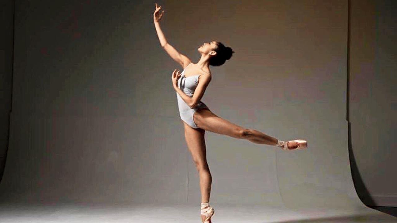 Nayara Lopes