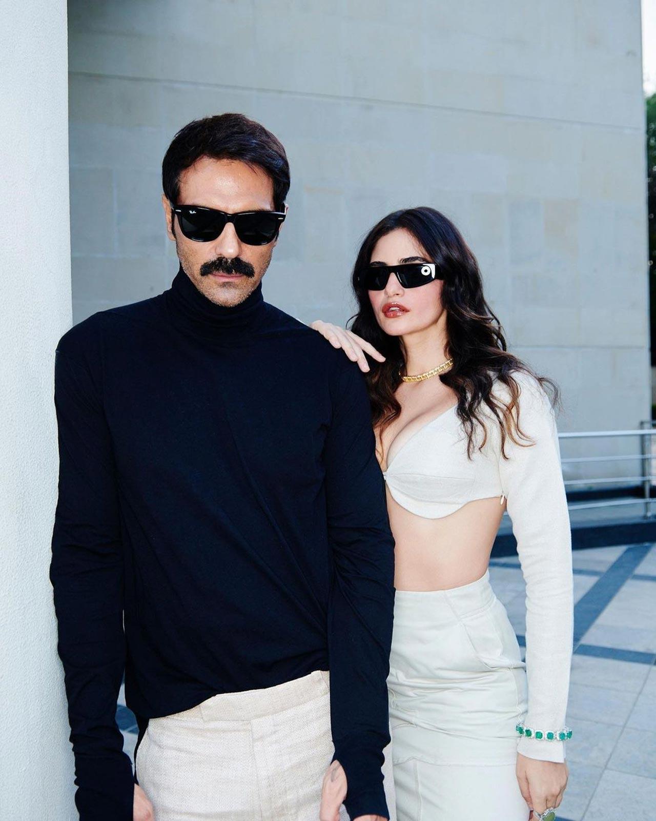 Arjun Rampal and Gabriella Demetriades
This is one HOT couple! The two make for a stunning picture but it's their compatibility that shines through each appearance. They have a son Arik who often takes social media by storm when spotted, but Arjun and Gabriella are all about the 2.0 perfect stories. From Arjun's career reaching an all-time high with projects like London Files and The Rapist to being appreciated for his work and hands-on family approach, these 2 are what love stories are made of