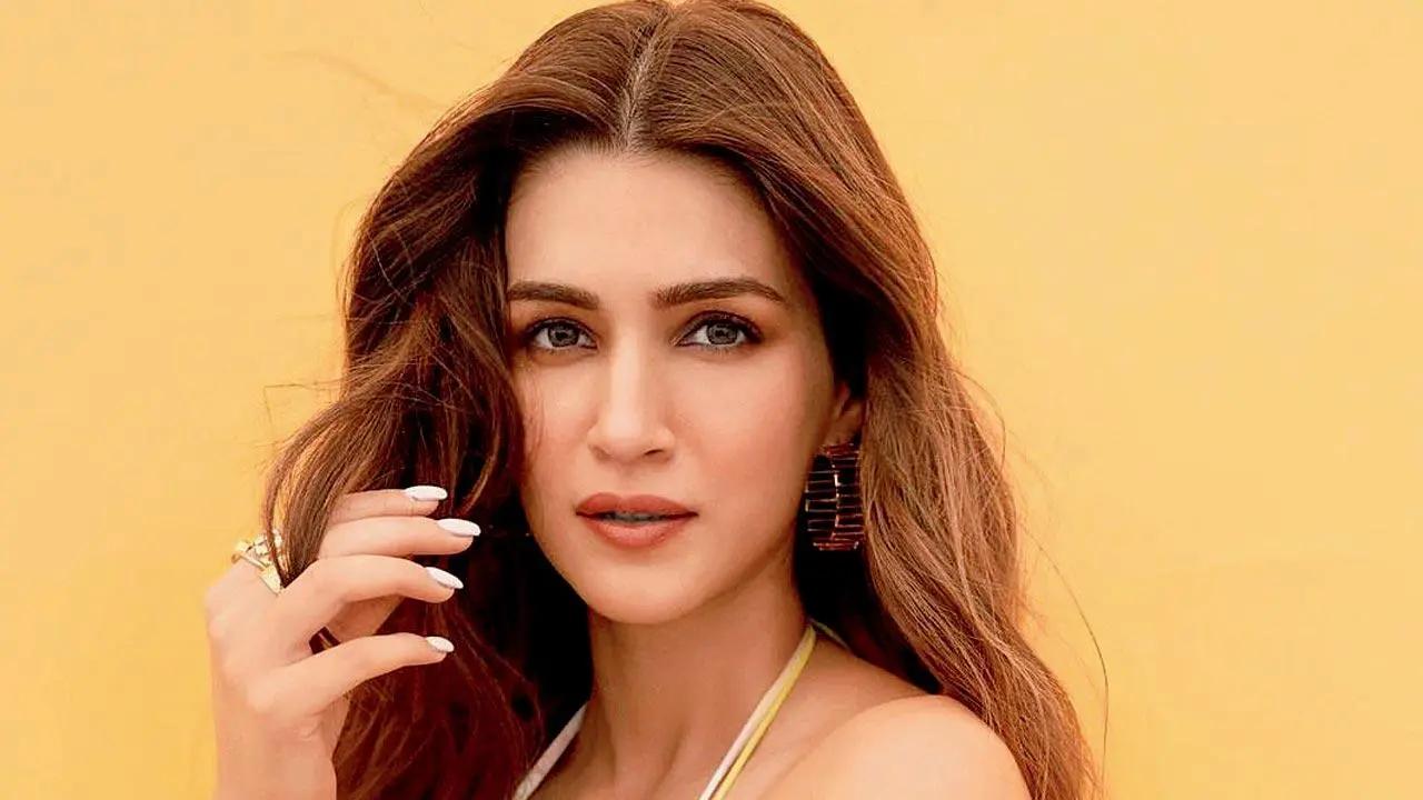 You can’t blame Kriti Sanon’s fans for eagerly awaiting the action thriller she has lined up with Anurag Kashyap. The filmmaker has been giving mixed signals about the project being inspired by Quentin Tarantino’s cult film 'Kill Bill' — on one occasion, teasing fans by wearing a T-shirt with the film’s name printed on it, and on other occasions, by denying the reports of it being a remake. Read full story here