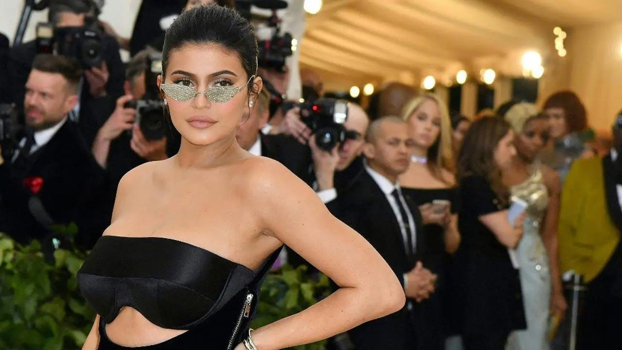 Kylie Jenner slammed for behaving 'rudely' with fan