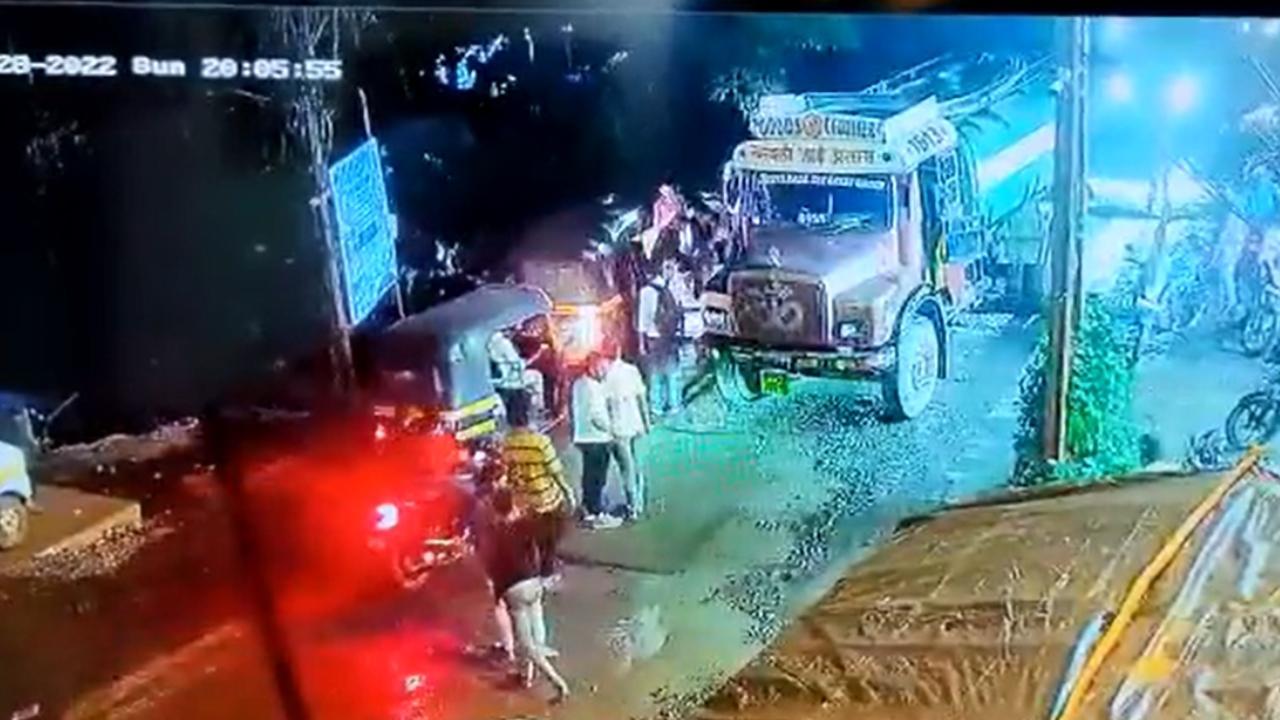 Thane: 22-year-old man run over by tanker after falling off bike; MNS leader claims accident was due to pothole
