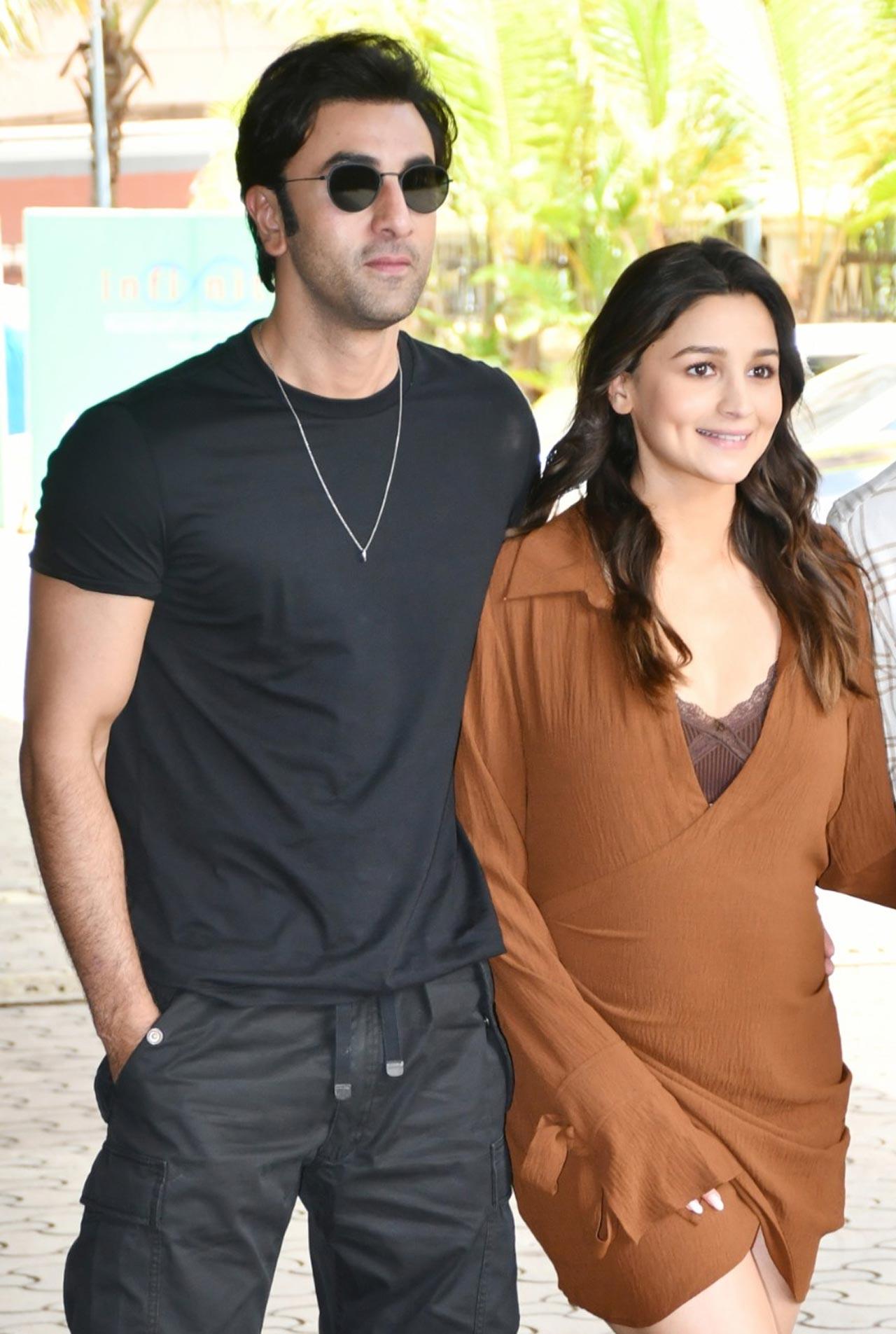 The makers of the upcoming magnum opus 'Brahmastra Part 1: Shiva' unveiled the spectacular song 'Deva Deva' from the film featuring Ranbir Kapoor, Alia Bhatt and Amitabh Bachchan. As promised by the director Ayan Mukerji, the song is a complete visual treat for fans