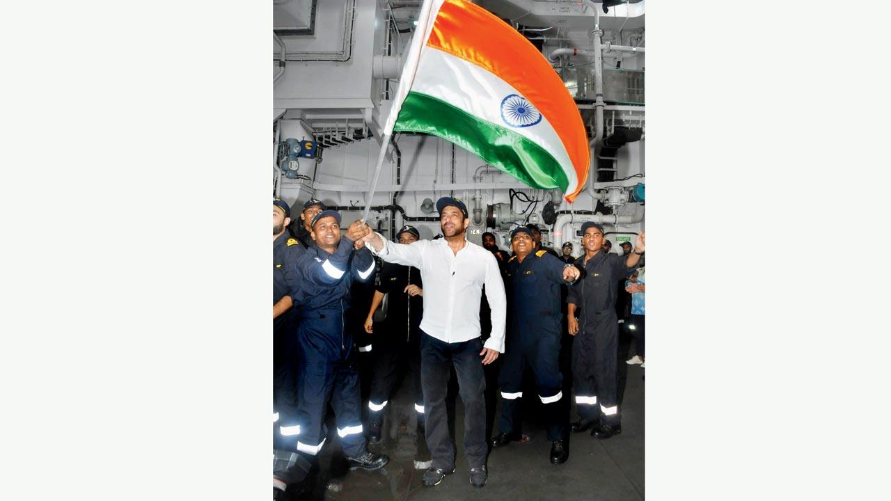 Salman’s day aboard INS Vishakhapatnam