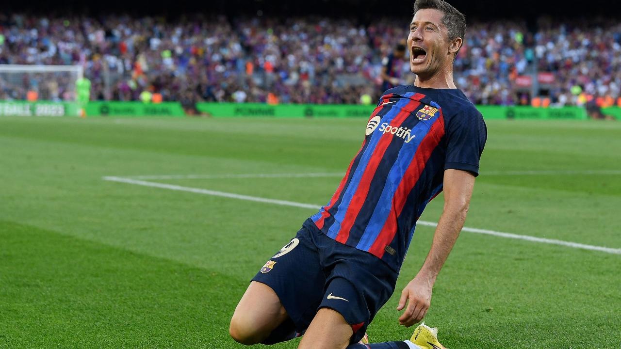 Lewandowski: (45 million Euros): Lewandowski left Bayern Munich after 8 seasons to try out a new challenge at Barcelona. So far the star forward has not disappointed by scoring 4 goals in his first 3 La Liga games