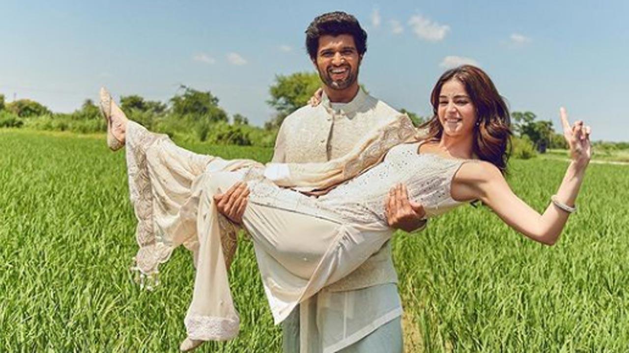 DDLJ Recreation diary: Ananya Panday-Vijay Deverakonda turn on their 'desi' avatar