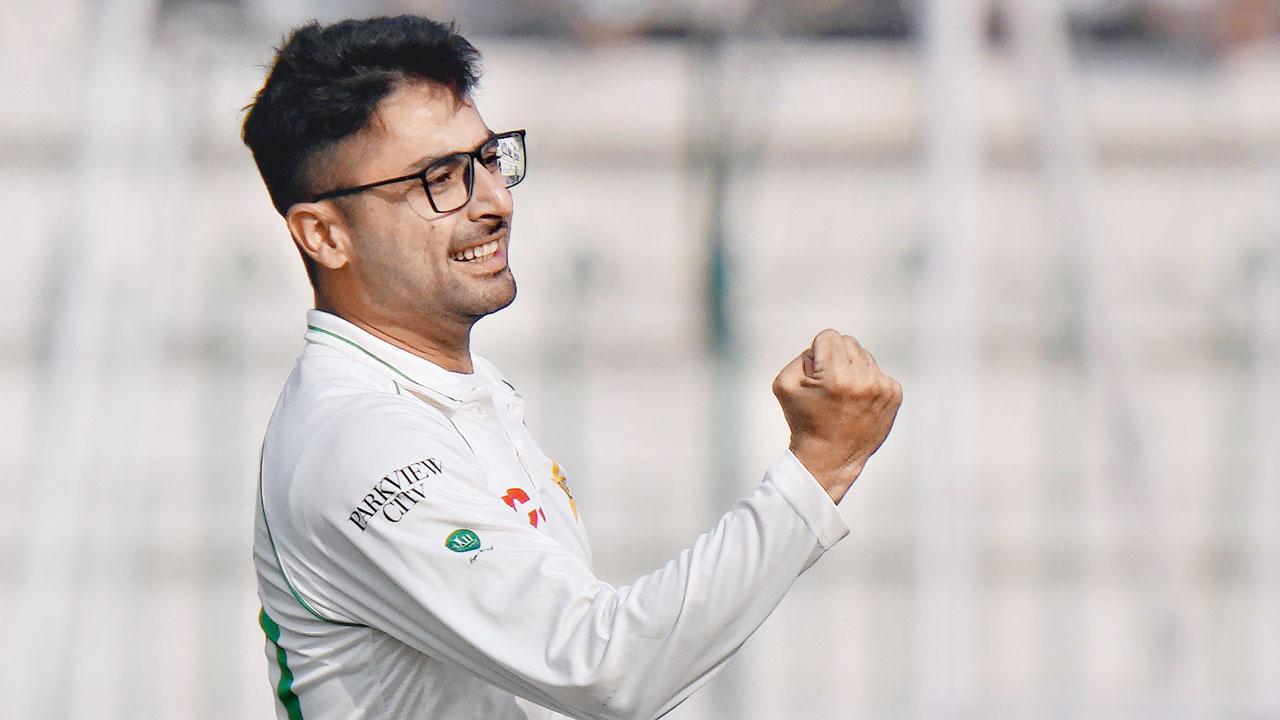 Abrar Ahmed’s seven wickets on debut get Pakistan ahead