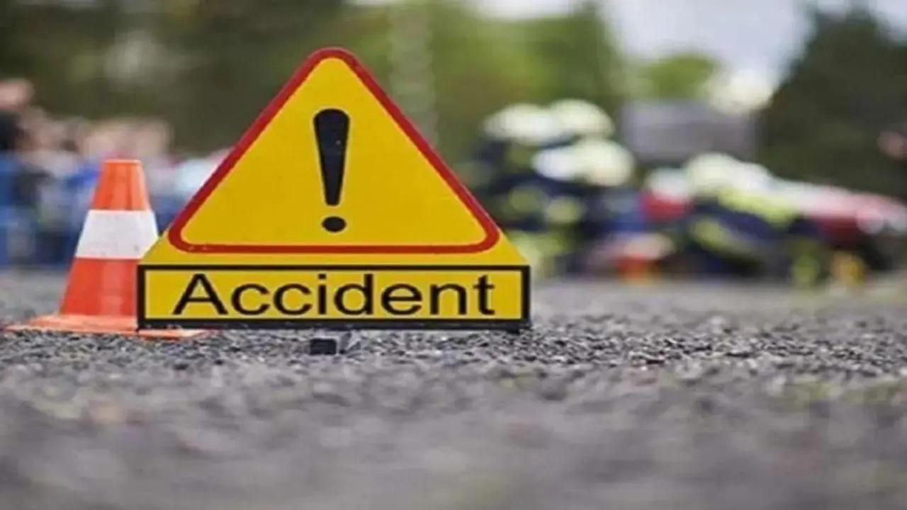 Andhra Pradesh: One dead, several injured after bus overturns hitting divider