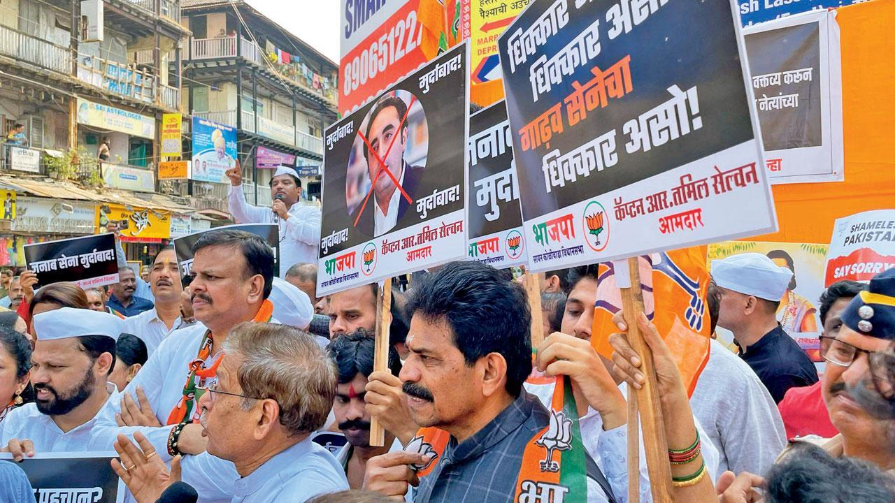 Mumbai: MVA faced with BJP’s Maafi Maango Andolan