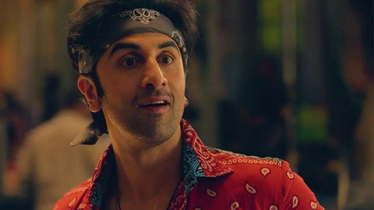 Ranbir Kapoor grooves to 'Bijli' in cameo role for 'Govinda Naam Mera'. Full Story Read Here 