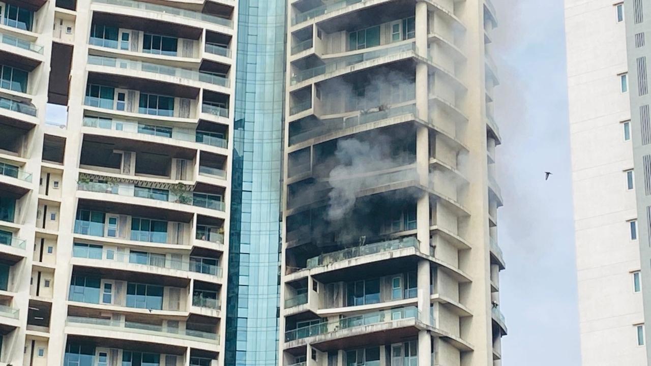 Mumbai Fire Brigade declared it as a level-one fire
