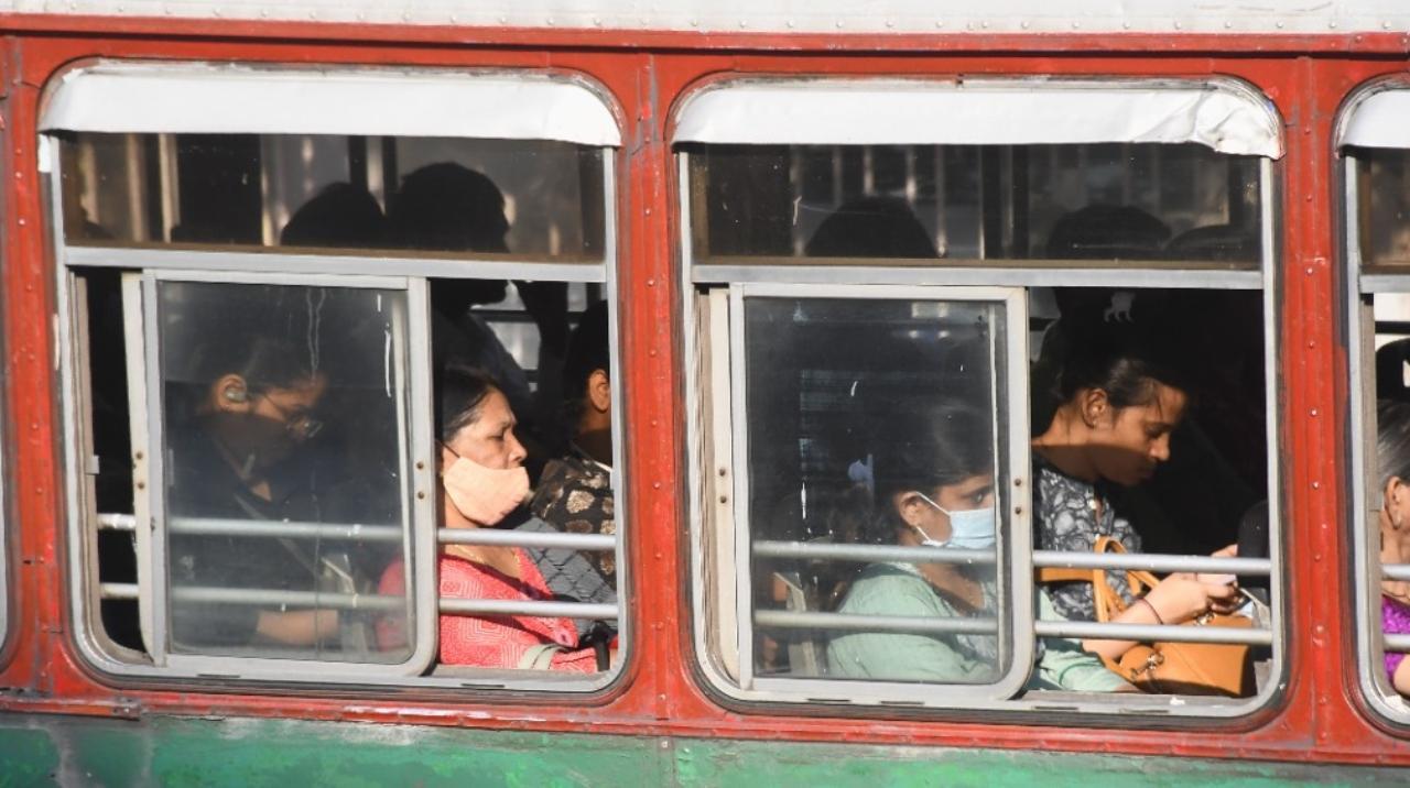 Slowly people have started wearing mask while traveling in Mumbai. Pic/Ashish Raje