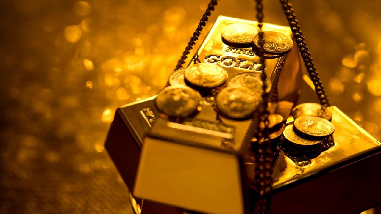 Mumbai Airport Customs seize gold worth Rs 2.5 crore