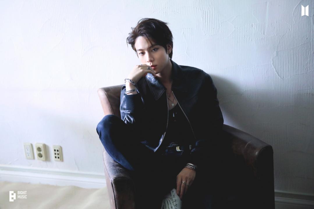 BTS member Jin bids adieu to fans as he joins military: It's curtain call time