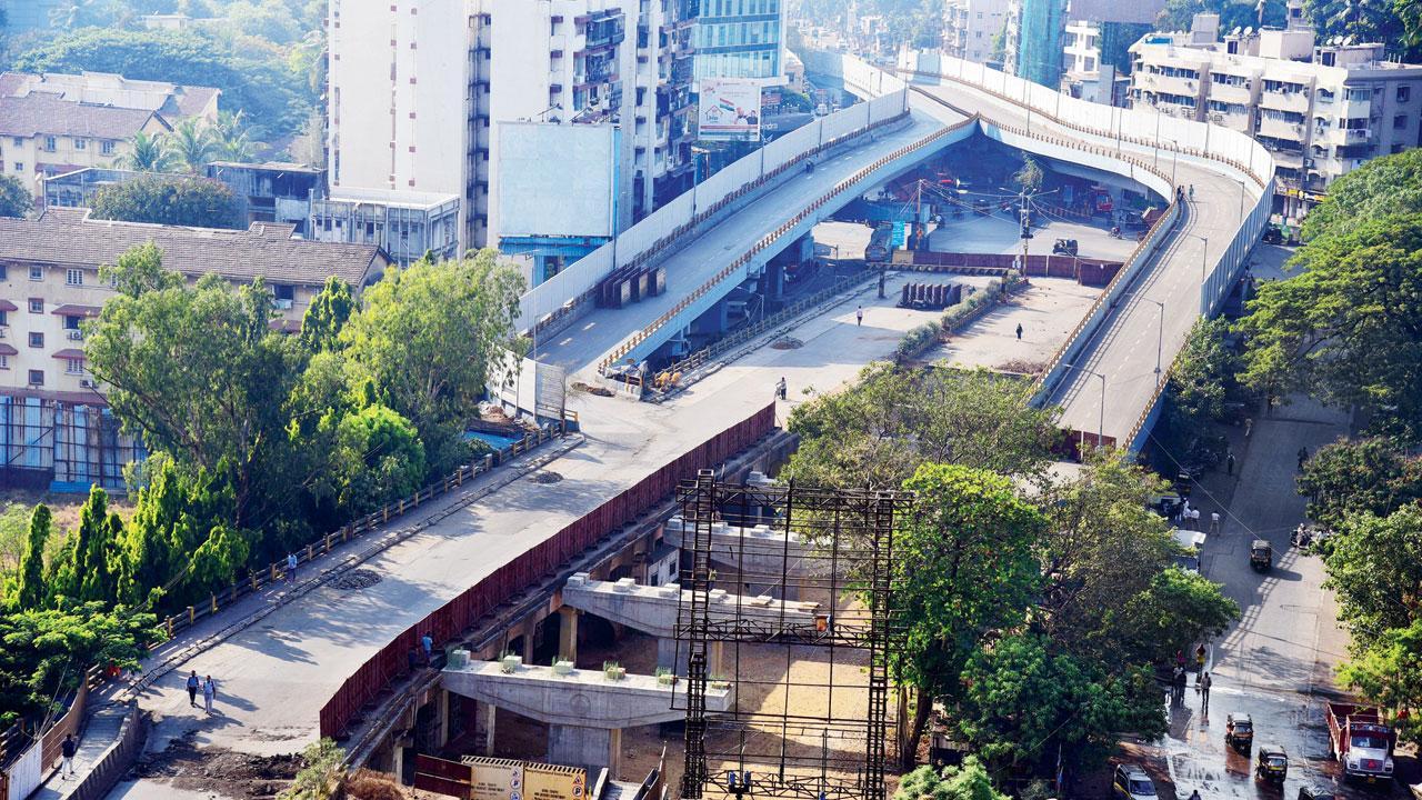 Mumbai: Quick weekend job speeds up Gokhale bridge work in Andheri