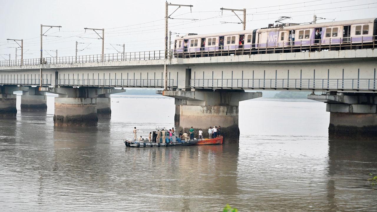 Police suspect Aftab threw Shraddha’s mobile phone into the Mira-Bhayandar creek after he was interrogated