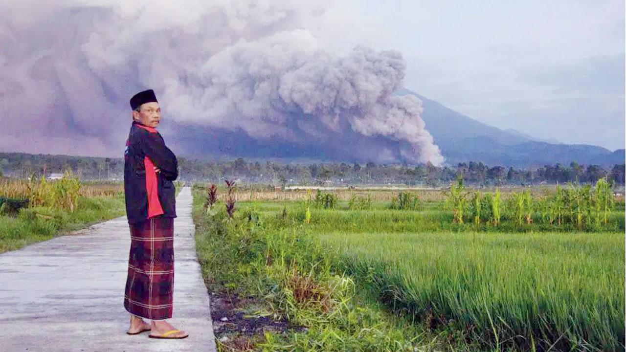 Indonesia’s Mount Semeru erupts