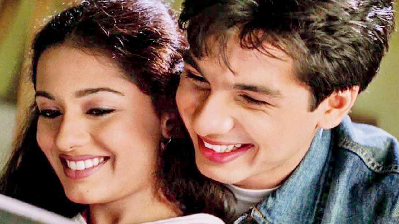 A still from the 2003 hit, Ishq Vishk