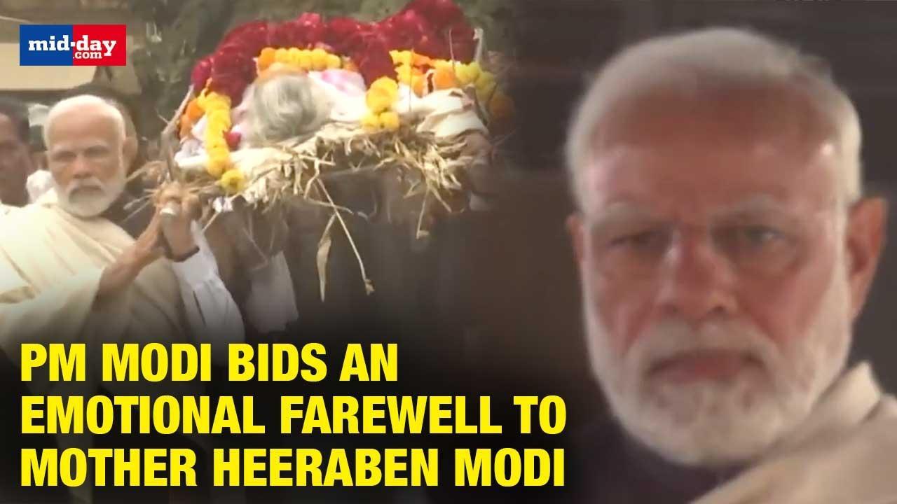 PM Modi Bids An Emotional Farewell To Mother Heeraben Modi In Gandhinagar