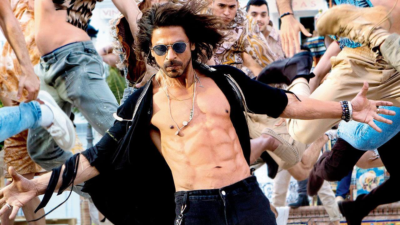 Shah Rukh Khan was initially shy to show off his ripped physique