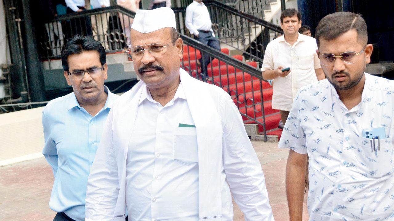 Maharashtra: Opposition wants Sattar sacked over corruption charges