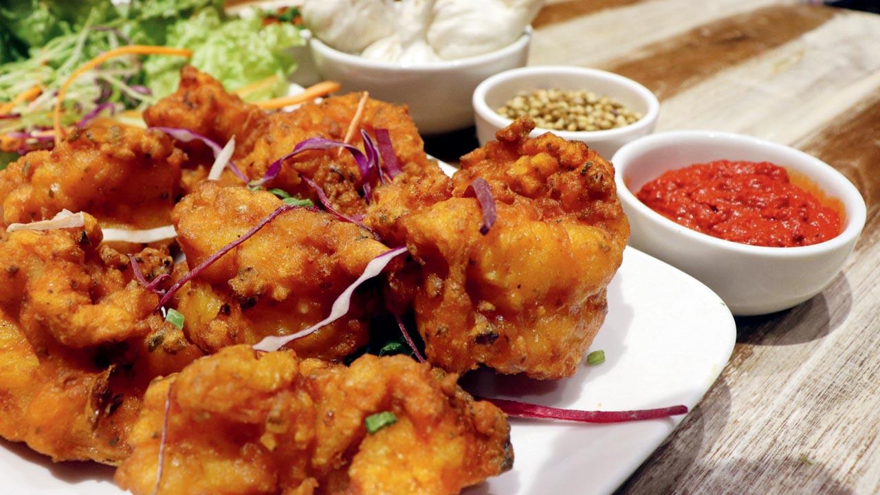 Crispy Fried Chilli Garlic Prawns, Sichuan origin 