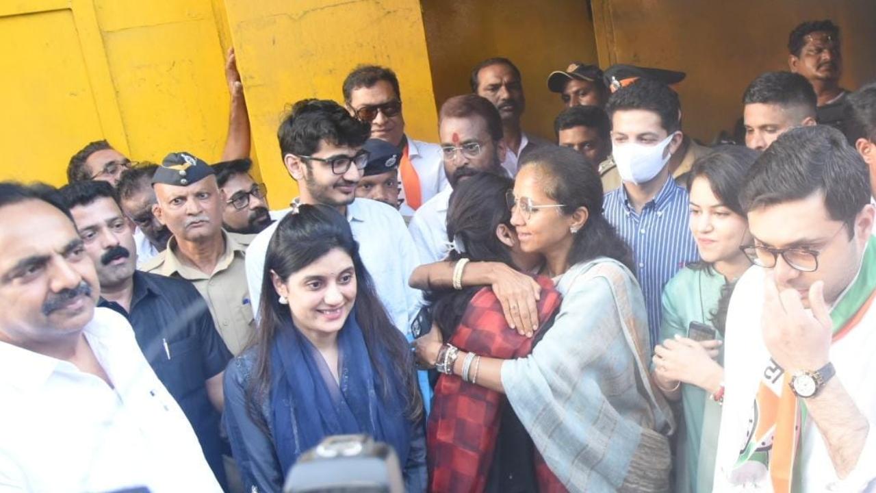 NCP leader Supriya Sule was spotted welcoming Anil Deshmukh outside Arthur Road Jail.