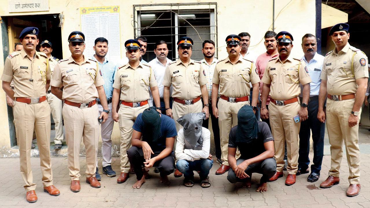 Mumbai Crime: Three, including two GRP cops, held for stealing gold worth Rs 2.47 cr