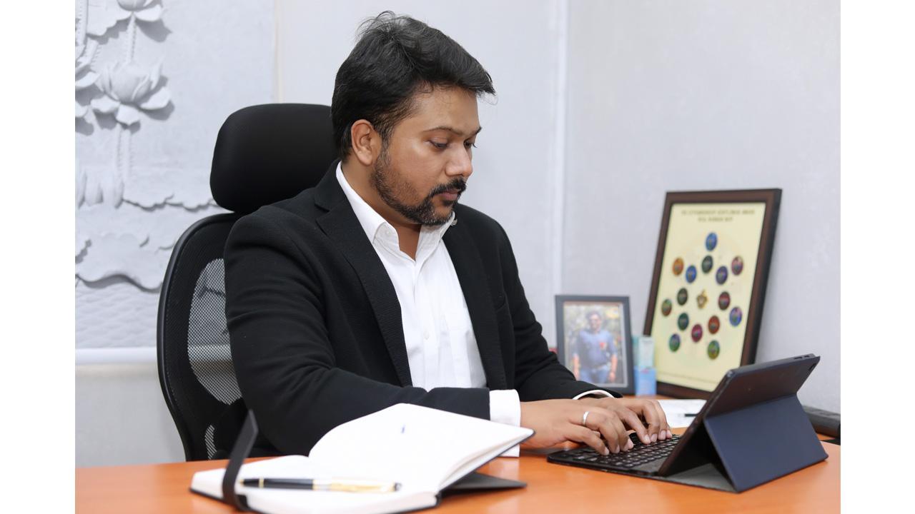 Viral Thaker hits gold again with iDecorwala