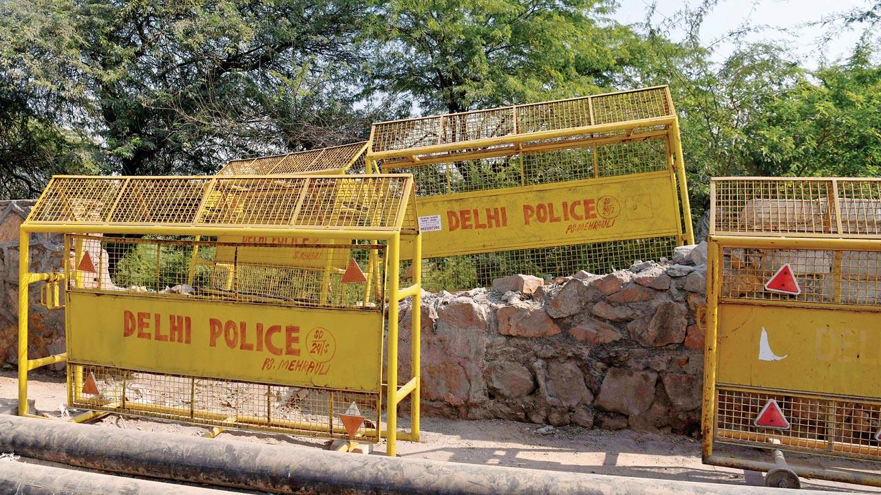 A part of Mehrauli forest was barricaded during searches by police