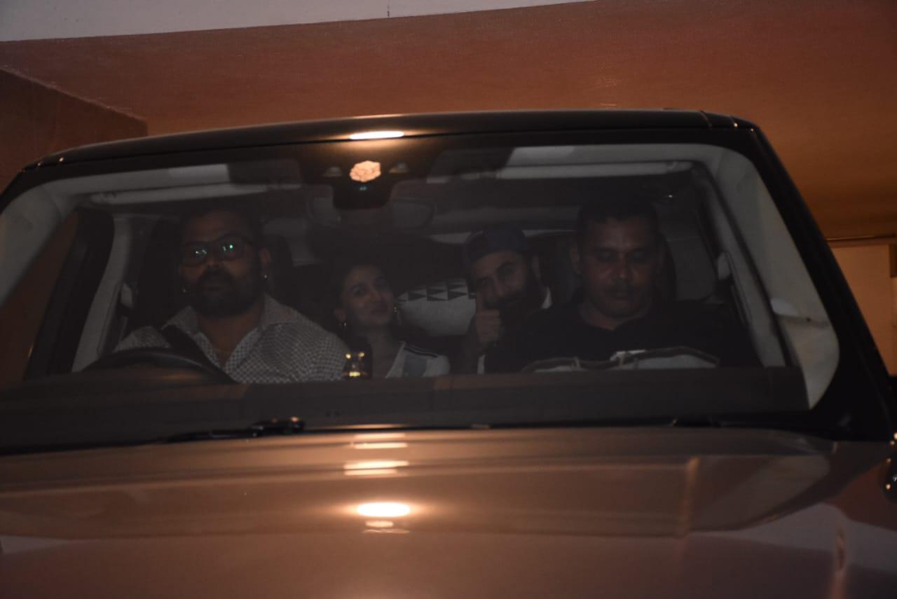 Ranbir Kapoor and Alia Bhatt were all smiles as they waved to the paparazzi