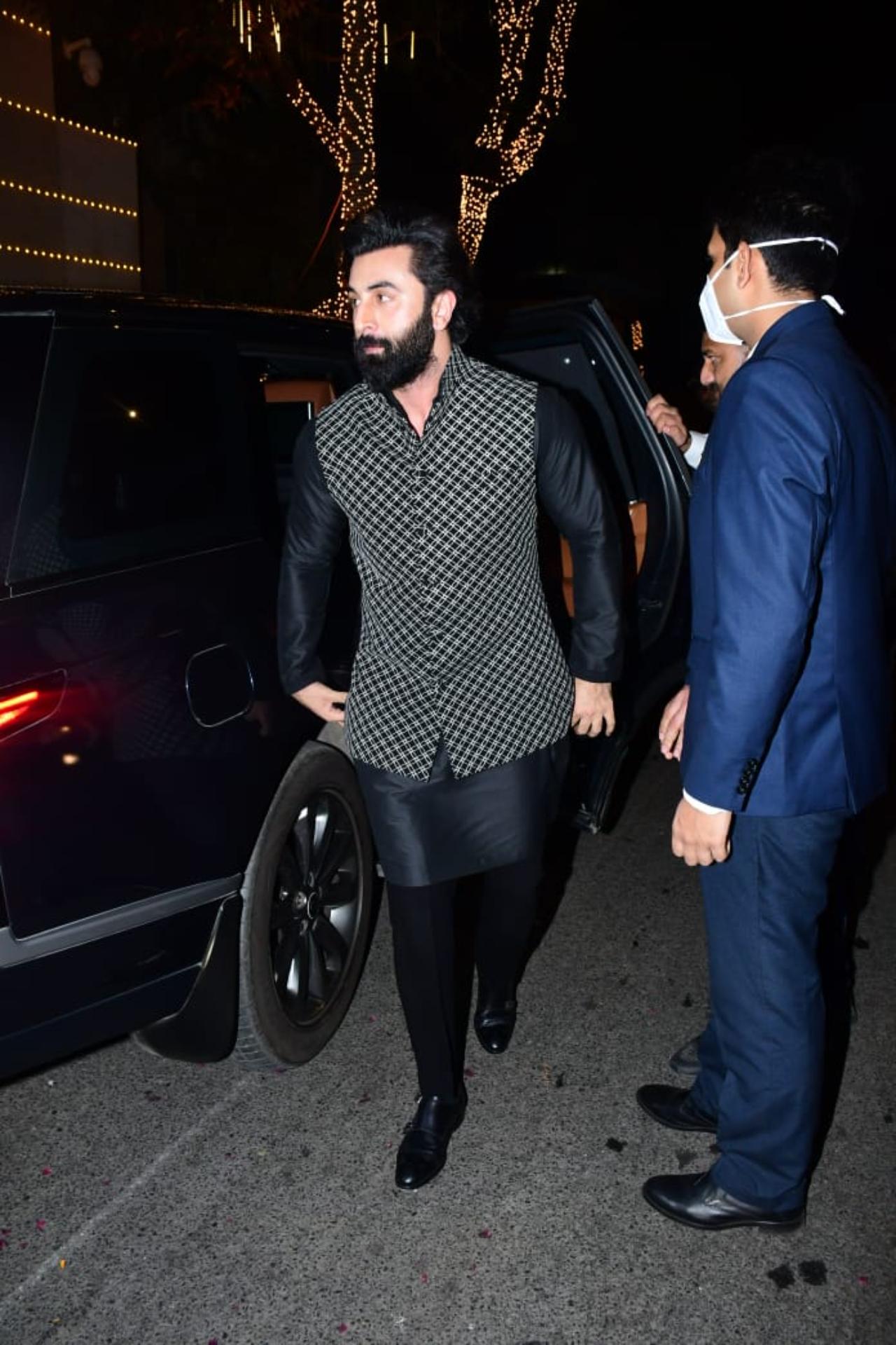 Ranbir Kapoor was also seen sporting a thick beard which is said to be his look for his upcoming film titled, 'Animal'