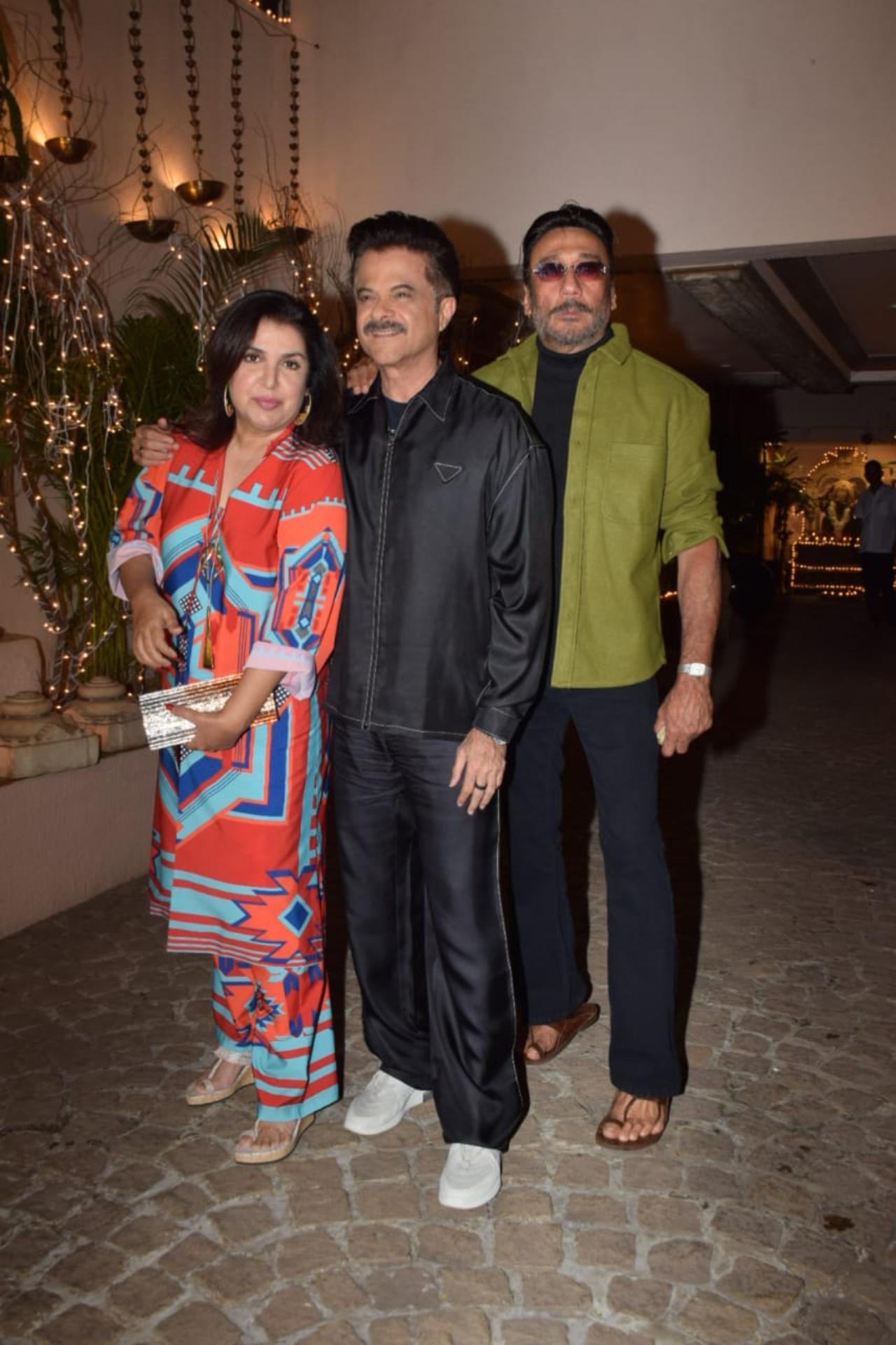 Bollywood director and choreographer Farah Khan was spotted posing along with the birthday boy Anil Kapoor and Jackie Shroff in front of the paps. The ‘Happy New Year’ director donned an orange and blue colored suit