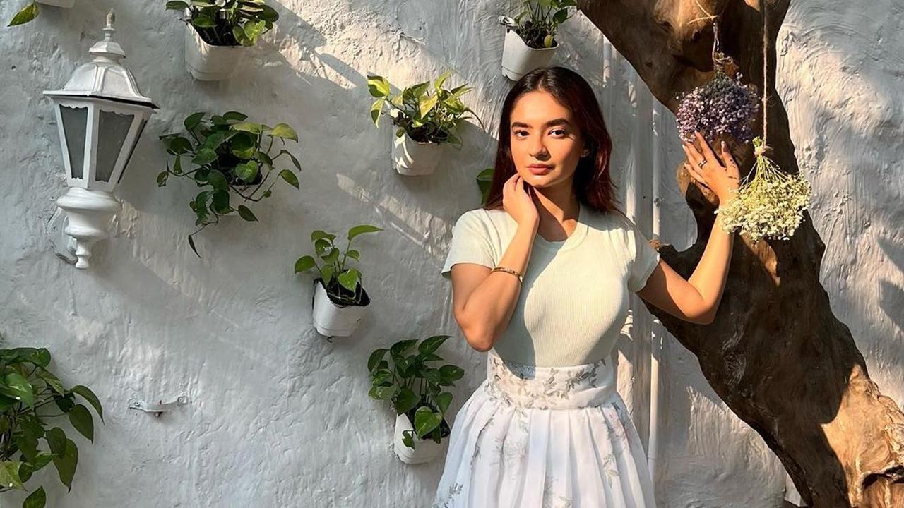 Actress and influencer Anushka Sen is the latest guest on mid-day.com's 'Mumbai Meri Jaan.' Speaking about her love for the city, Anushka who moved here 16 years ago said, 