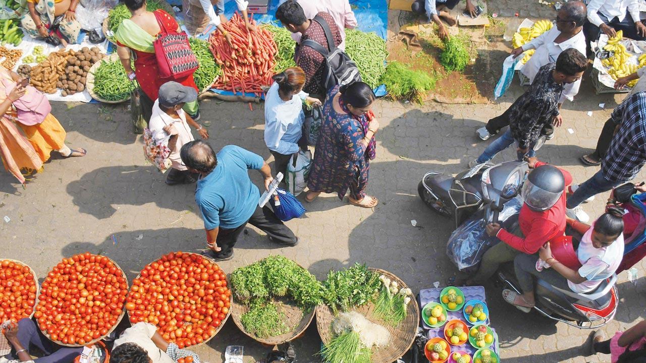 Mumbai: BMC to reach out to 40,000 hawkers for PM SVANidhi loan scheme