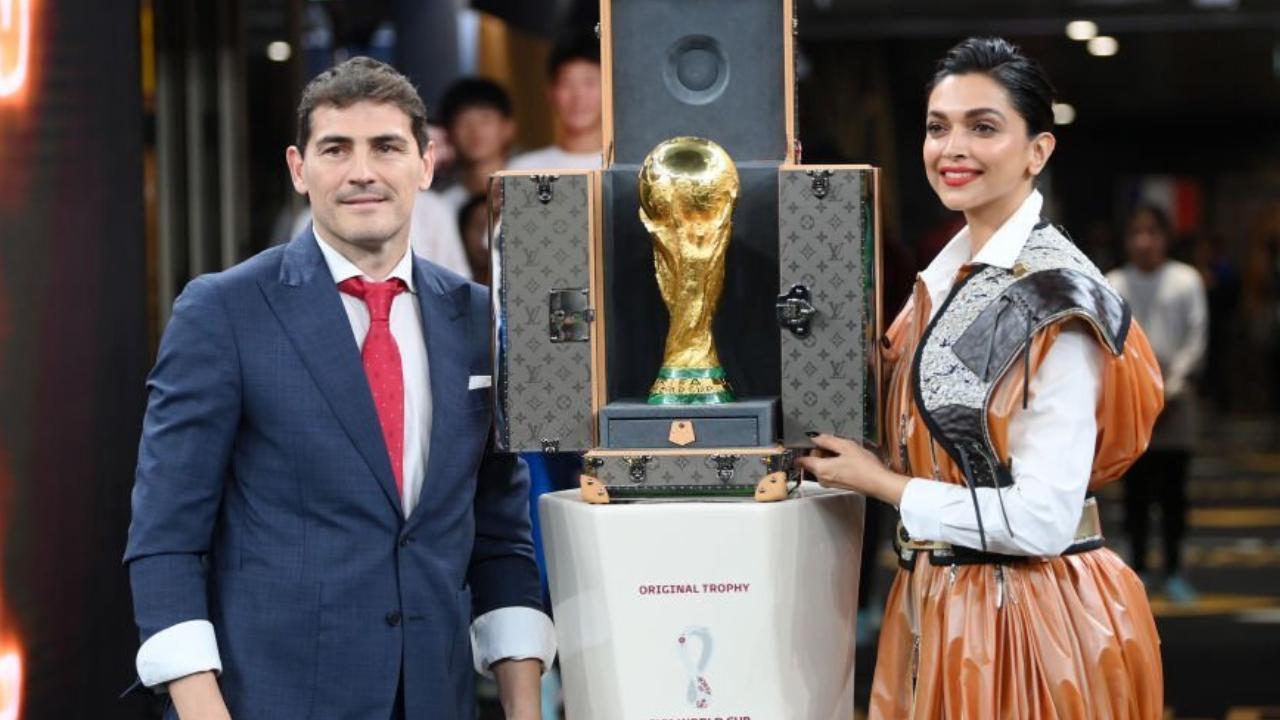 FIFA 2022: Deepika Padukone unveils world cup trophy along with Iker Casillas in Qatar