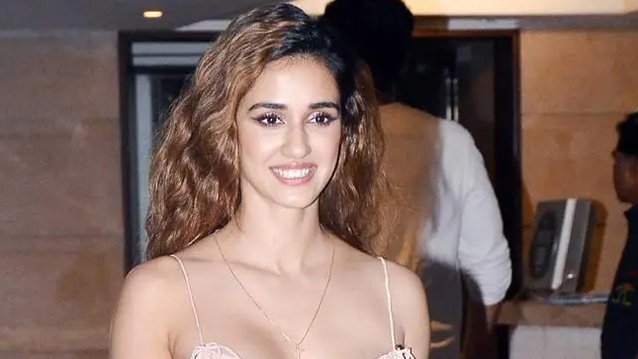 Disha Patani calls herself 'clumsy' after suffering injury