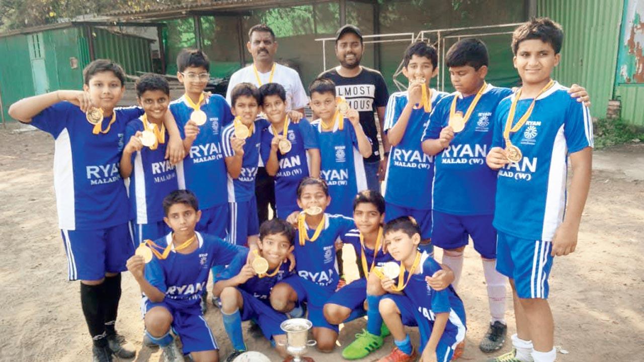 Champion sports malad west outlet