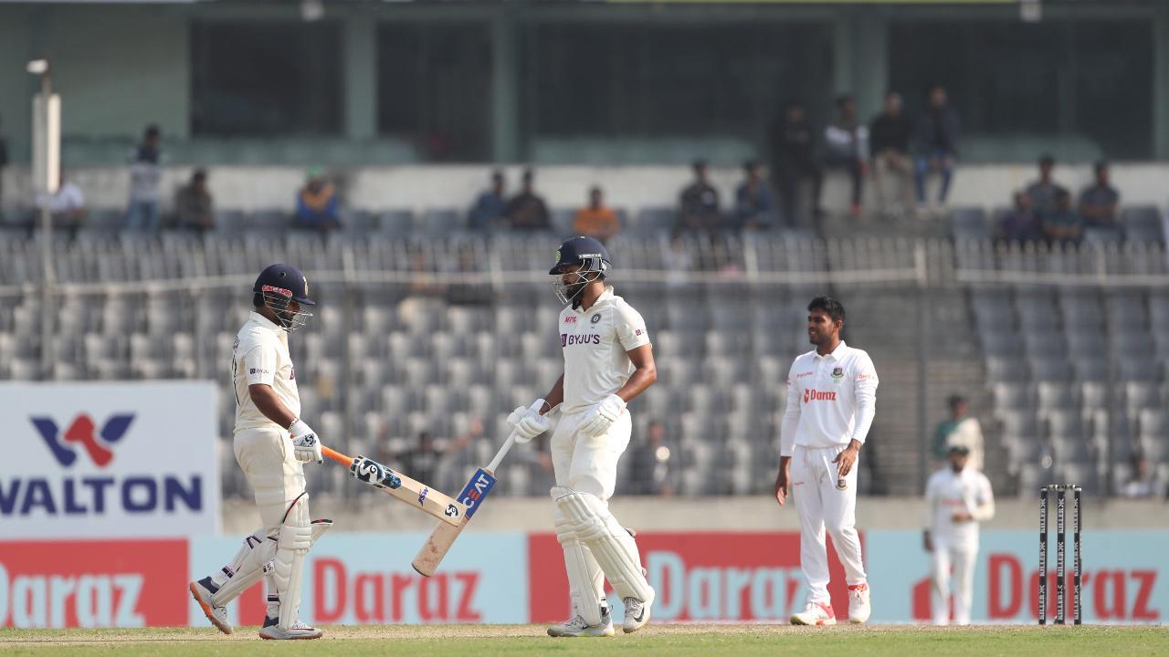 Magnificent Rishabh Pant, steady Shreyas Iyer take India to 226 for 4 at tea