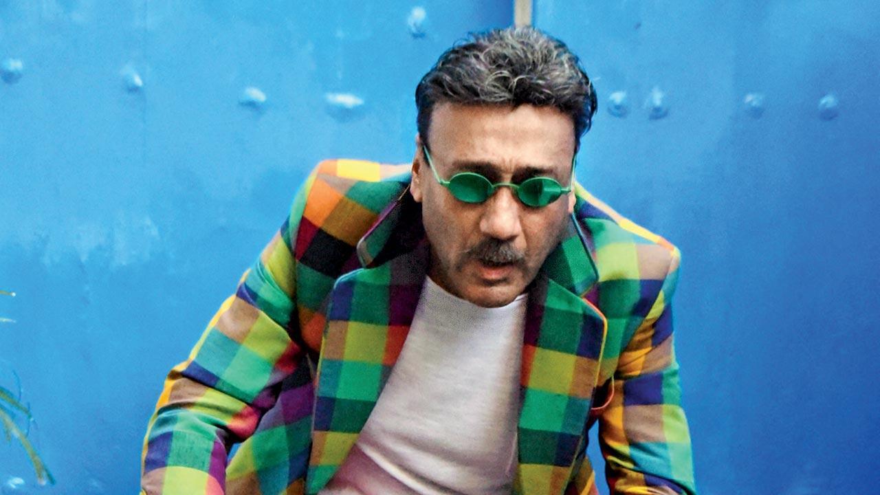 Different shades of grief for Jackie Shroff