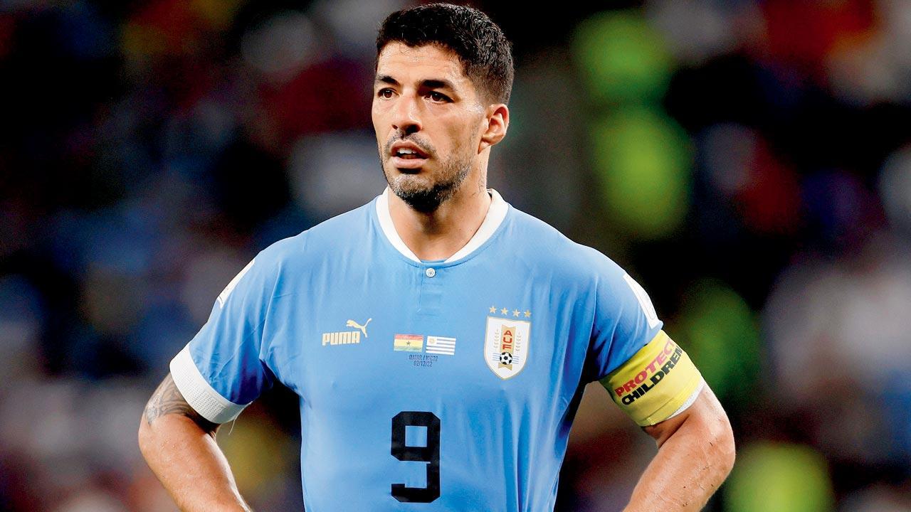 FIFA World Cup 2022: Luis Suarez leaves final WC in tears