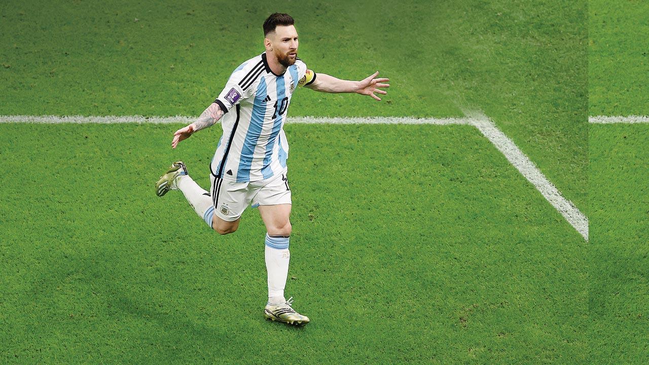 Photos Messi magic guides relieved Argentina past Mexico  In Pictures  News  Al Jazeera