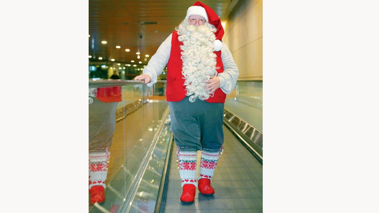 Finnish Santa Claus makes a trip to Mumbai to spread cheer